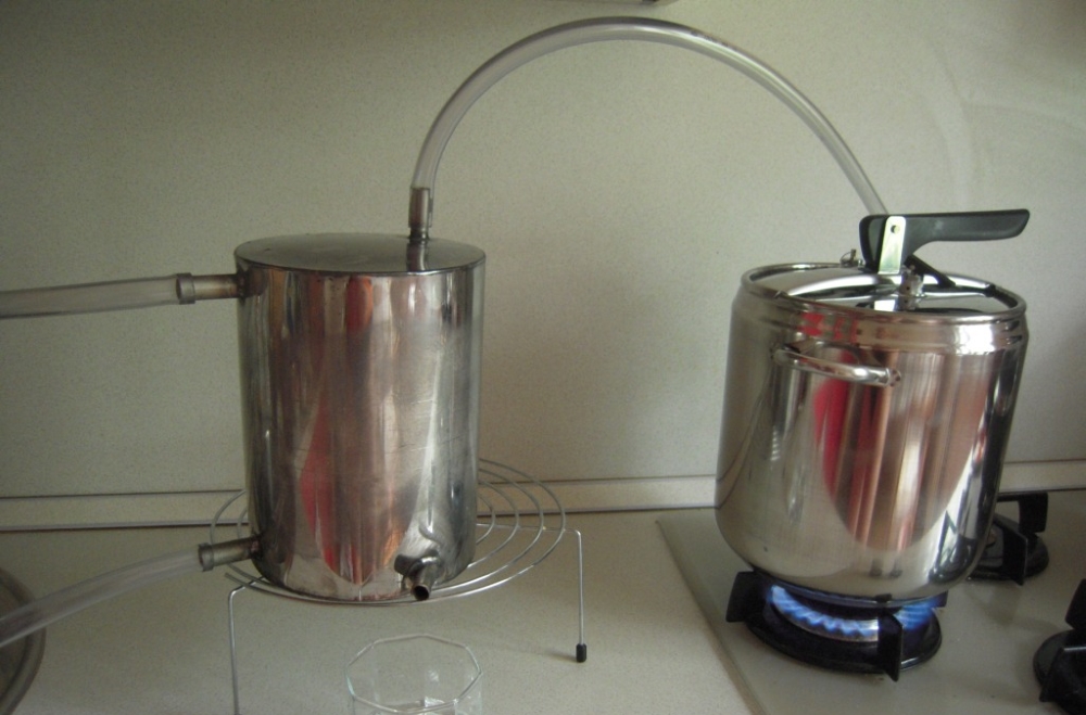 Технология второй перегонки самогона