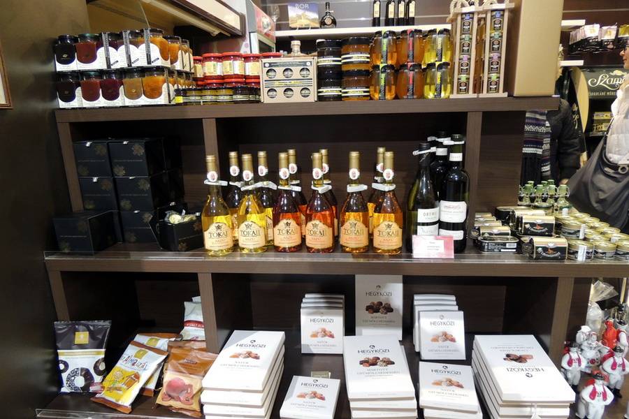 Пробуем вина Венгрии