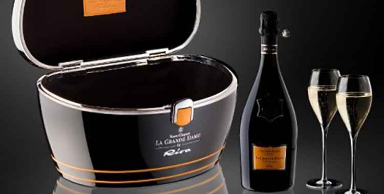 Вдова Клико и шампанское