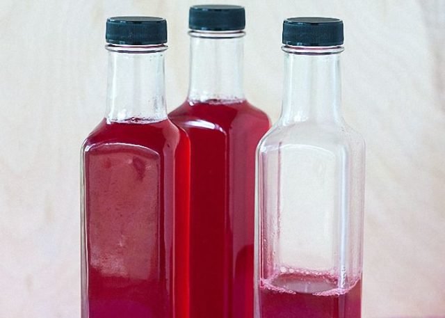 Готовим прекрасное вино из клюквы