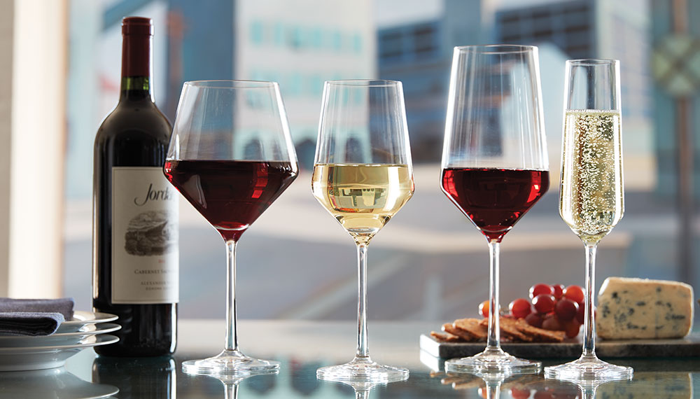 Как оформить алкоголь в подарок