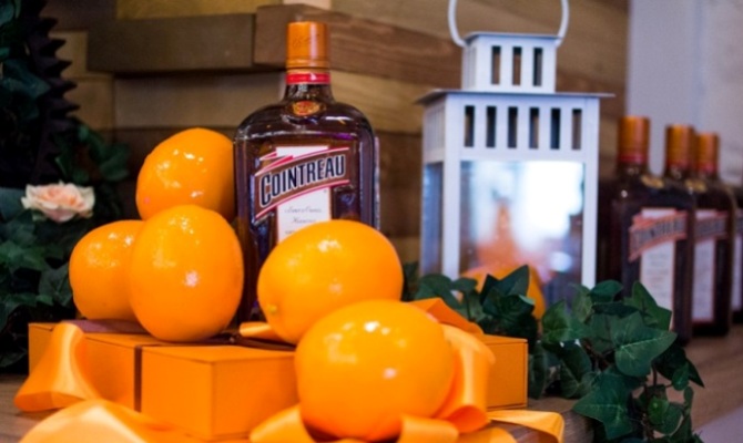 Обзор апельсинового ликера Куантро
