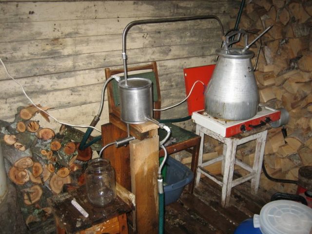 Сливовый самогон