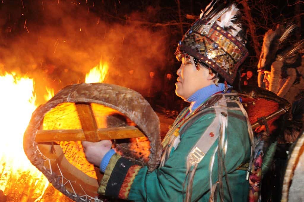 Как появилась традиция чокаться