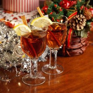 Вино из яблочного, виноградного и лимонного сока