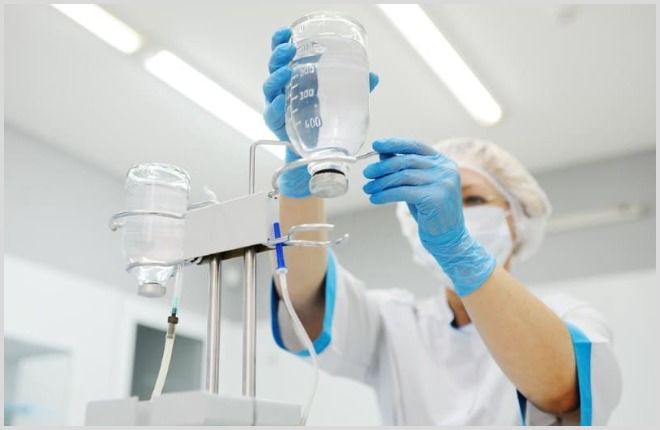 Если красные глаза и отеки после алкоголя