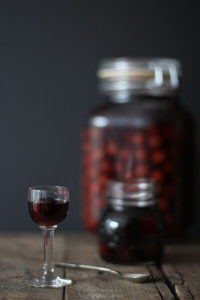 Делаем вишню на коньяке