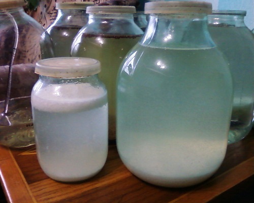 Способы очистки самогона молоком