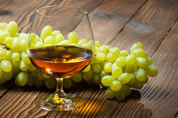 С чем пьют коньяк и чем закусывают