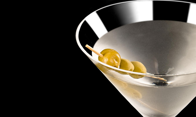 Рецепты коктейлей от Джеймса Бонда