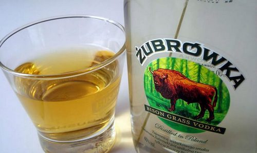 Настойка Зубровка
