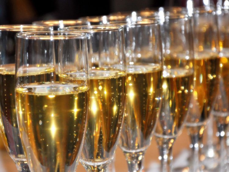 Какое самое дорогое шампанское в мире