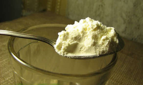 Способы очистки самогона молоком