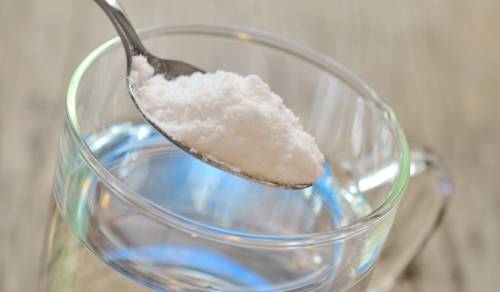 Способы очистки самогона солью и содой