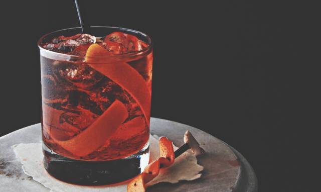 Как готовить коктейли с вермутом