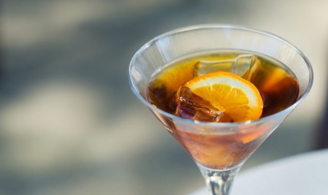 Как готовить коктейли с вермутом