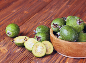 Как готовится настойка на фейхоа