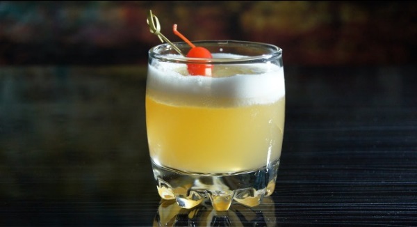 Рецепт коктейля виски Сауэр